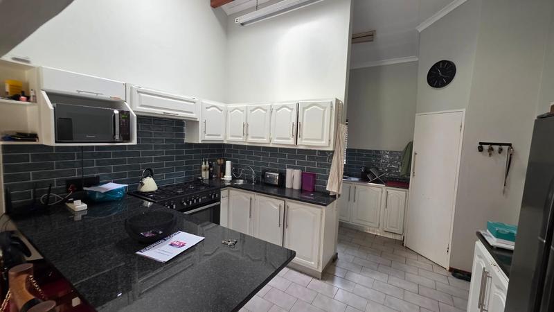 5 Bedroom Property for Sale in Doornpoort Gauteng