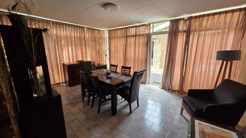 5 Bedroom Property for Sale in Doornpoort Gauteng