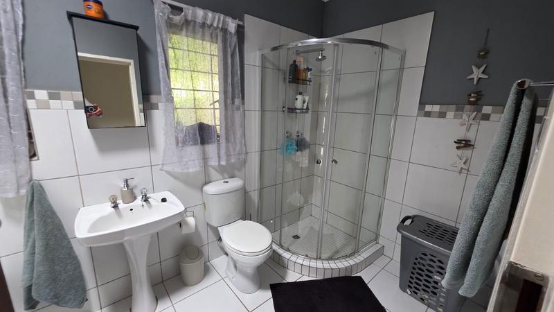 5 Bedroom Property for Sale in Doornpoort Gauteng