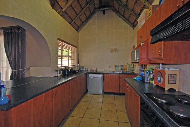 4 Bedroom Property for Sale in Brackendowns Gauteng