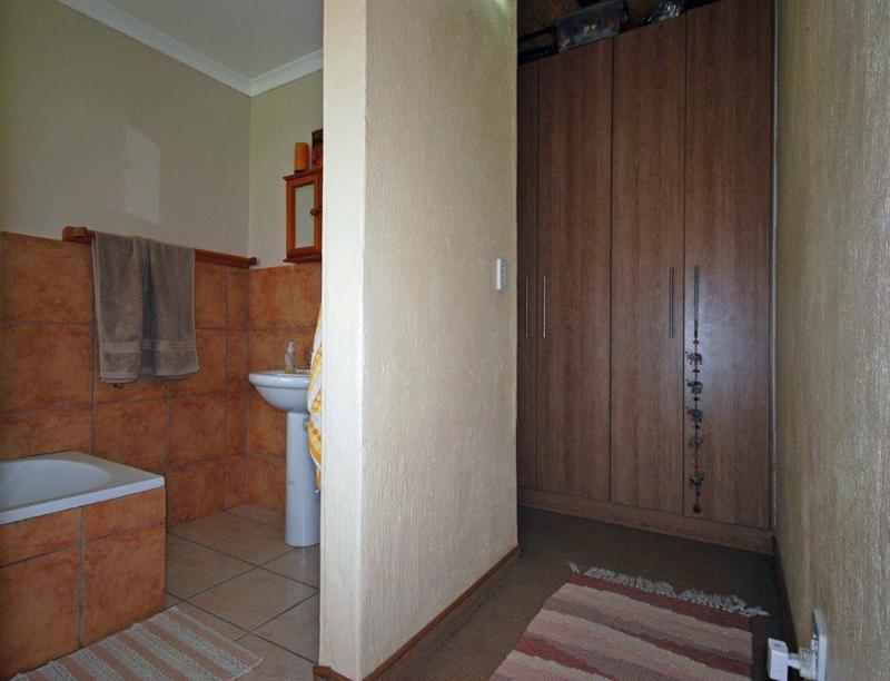 4 Bedroom Property for Sale in Brackendowns Gauteng
