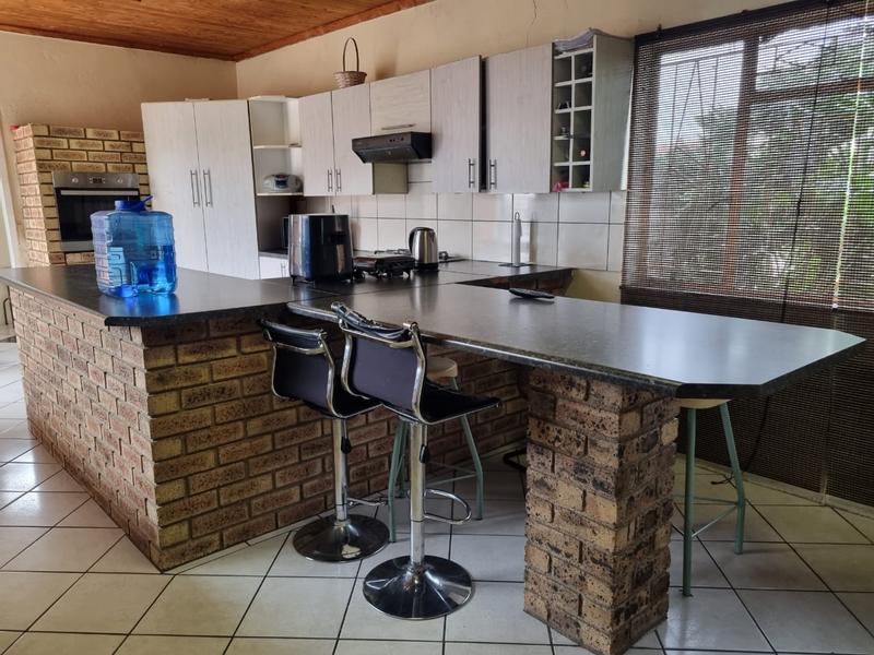 3 Bedroom Property for Sale in General Albertspark Gauteng