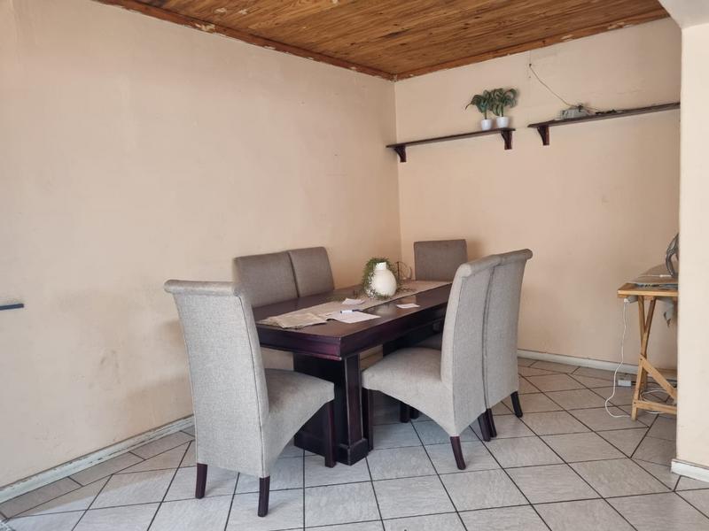 3 Bedroom Property for Sale in General Albertspark Gauteng