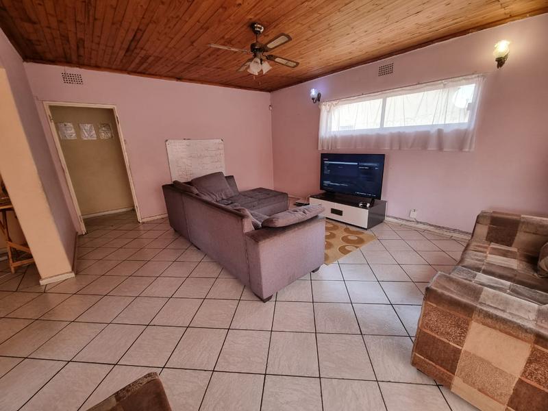 3 Bedroom Property for Sale in General Albertspark Gauteng