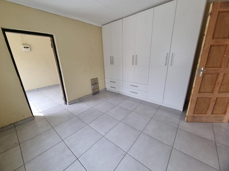 3 Bedroom Property for Sale in General Albertspark Gauteng