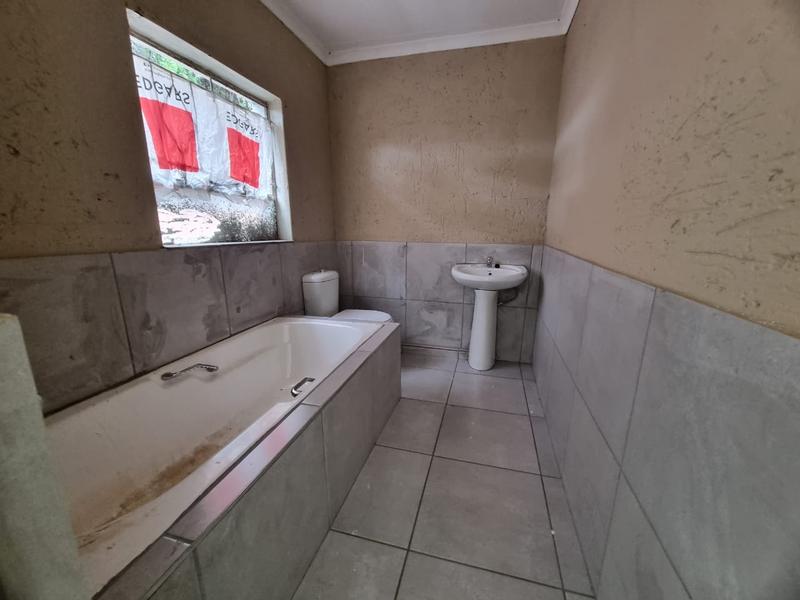 3 Bedroom Property for Sale in General Albertspark Gauteng