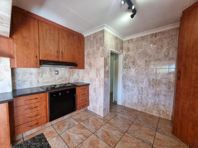 3 Bedroom Property for Sale in General Albertspark Gauteng