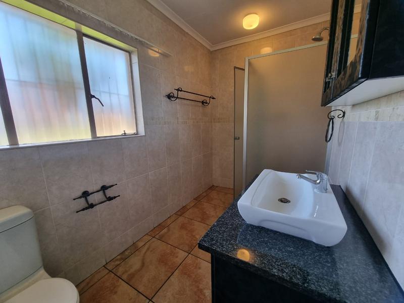 3 Bedroom Property for Sale in General Albertspark Gauteng