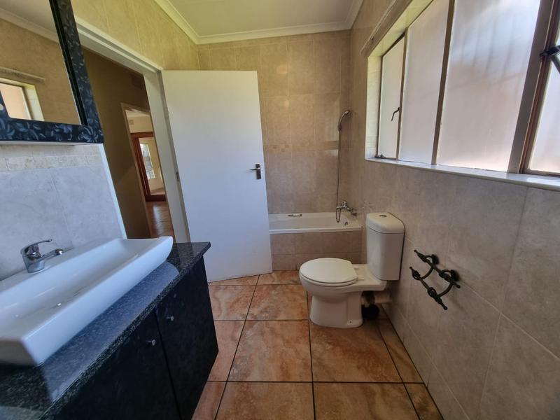 3 Bedroom Property for Sale in General Albertspark Gauteng