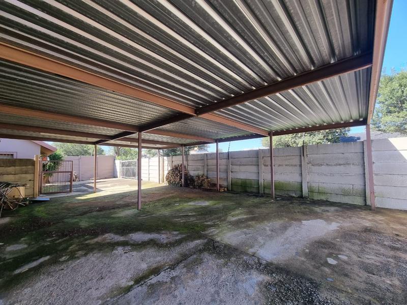 3 Bedroom Property for Sale in General Albertspark Gauteng