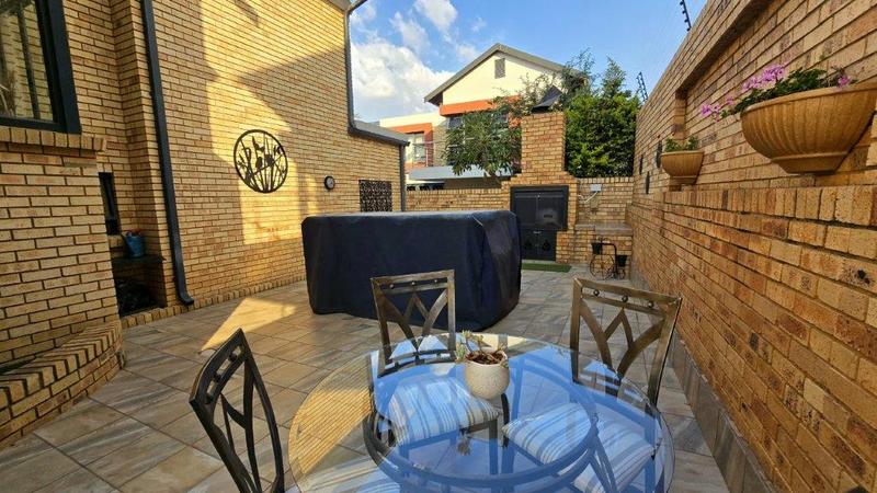 3 Bedroom Property for Sale in Meyersdal Gauteng