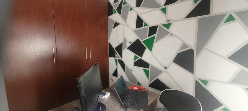 3 Bedroom Property for Sale in New Redruth Gauteng