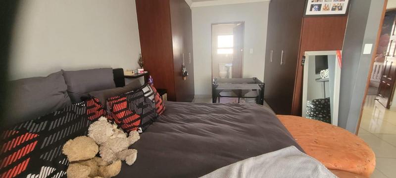 3 Bedroom Property for Sale in New Redruth Gauteng