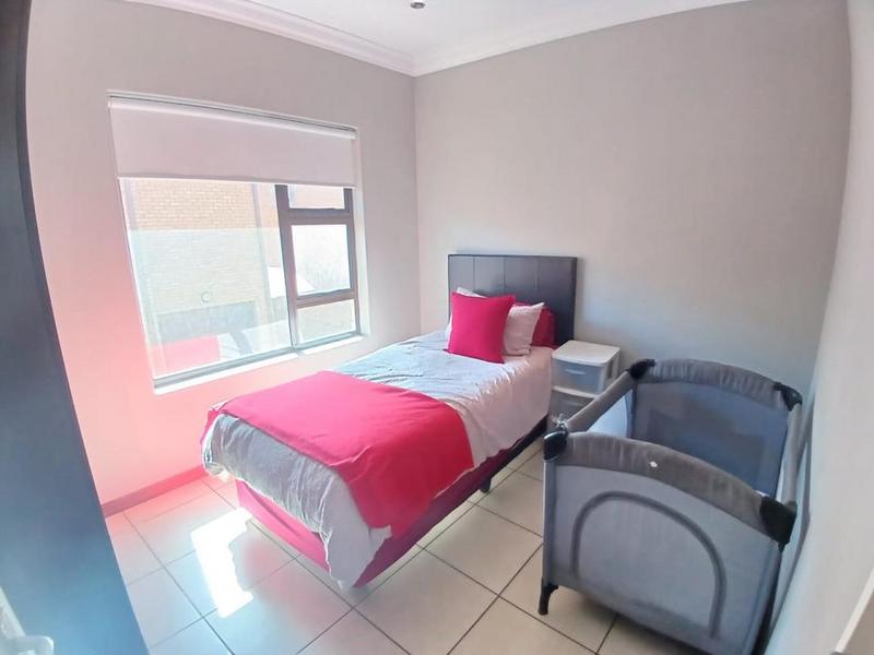 3 Bedroom Property for Sale in New Redruth Gauteng