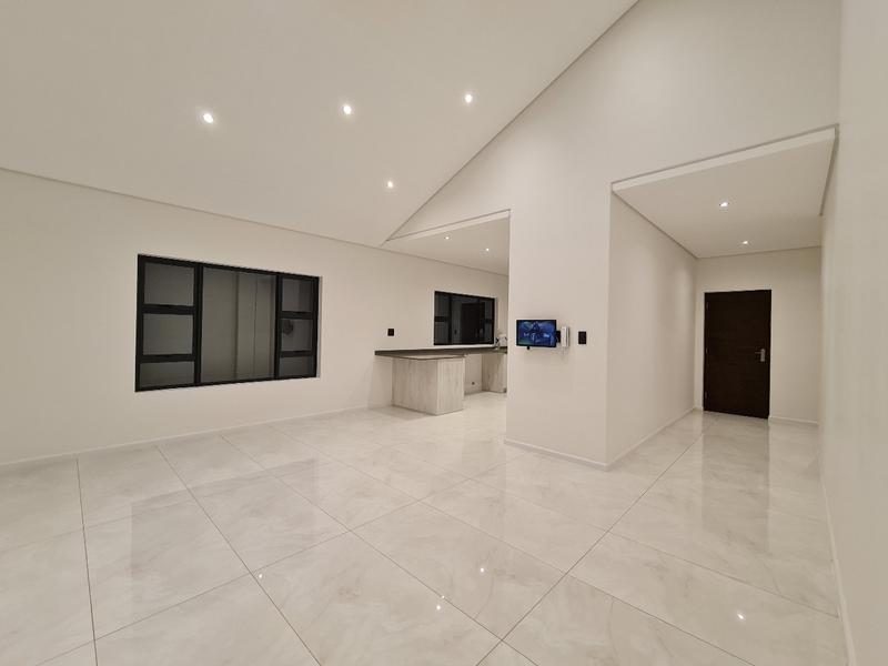 To Let 2 Bedroom Property for Rent in Emmarentia Gauteng