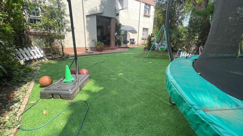 3 Bedroom Property for Sale in Bedfordview Gauteng