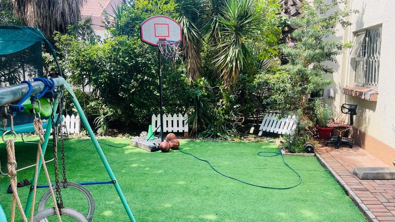 3 Bedroom Property for Sale in Bedfordview Gauteng