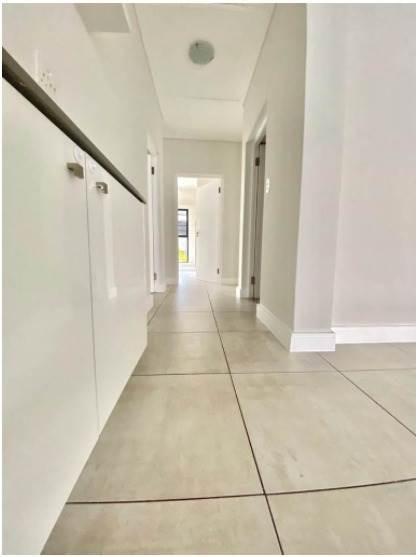 To Let 2 Bedroom Property for Rent in Waterfall Gauteng