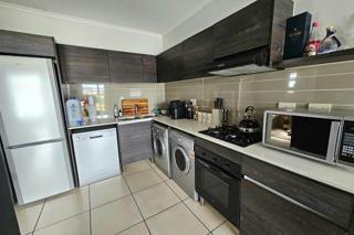 1 Bedroom Property for Sale in Olivedale Gauteng