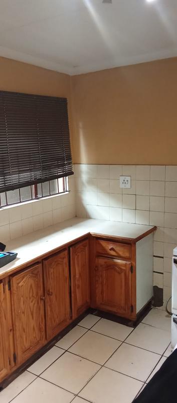 3 Bedroom Property for Sale in Protea North Gauteng