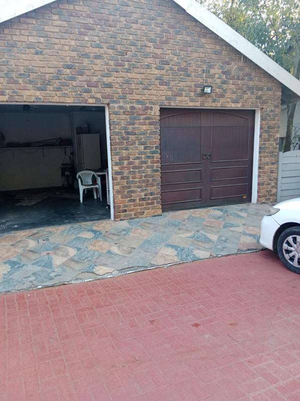 4 Bedroom Property for Sale in Birch Acres Gauteng