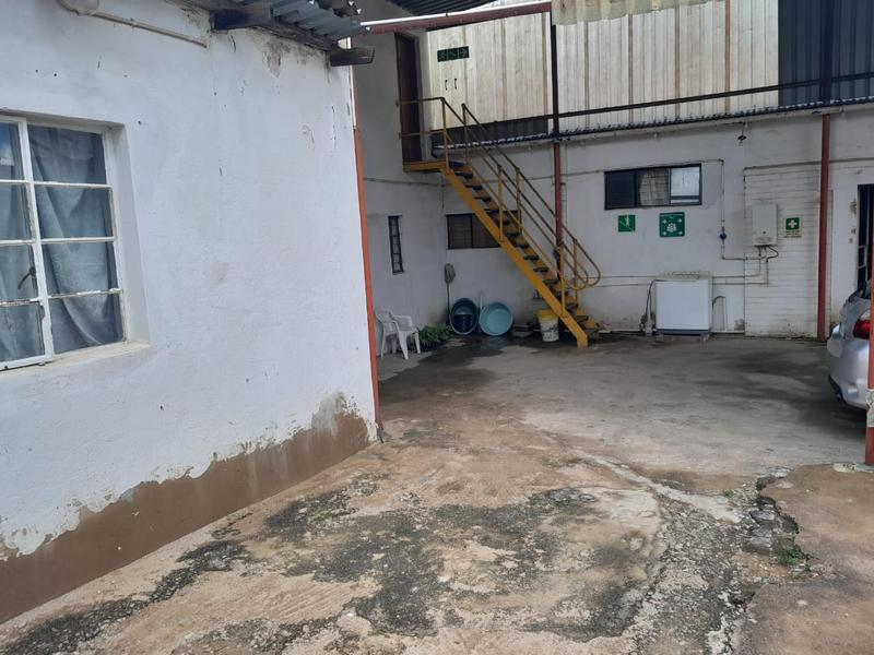 11 Bedroom Property for Sale in Brixton Gauteng