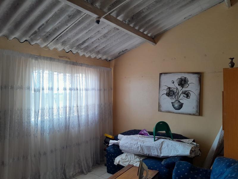 2 Bedroom Property for Sale in Emdeni Gauteng