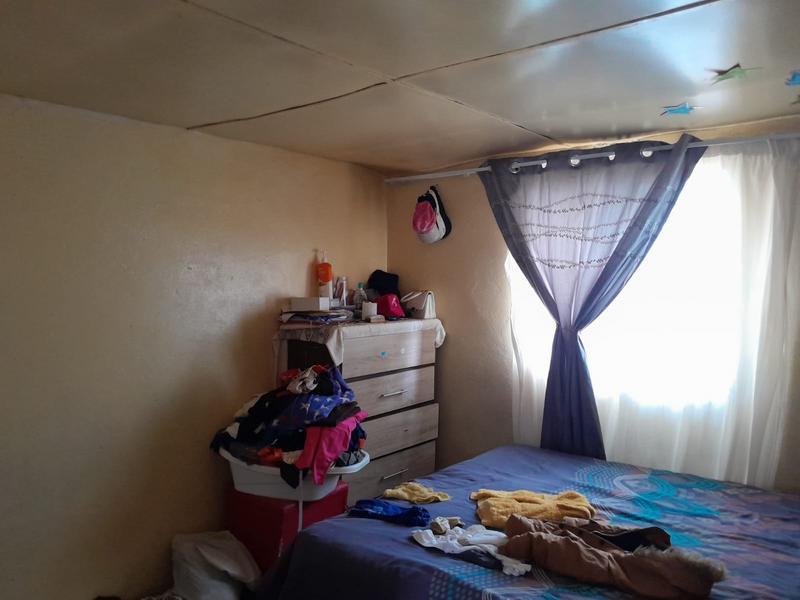 2 Bedroom Property for Sale in Emdeni Gauteng