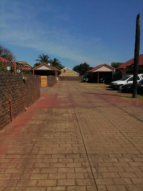 2 Bedroom Property for Sale in The Orchards Gauteng