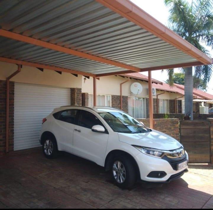 2 Bedroom Property for Sale in The Orchards Gauteng