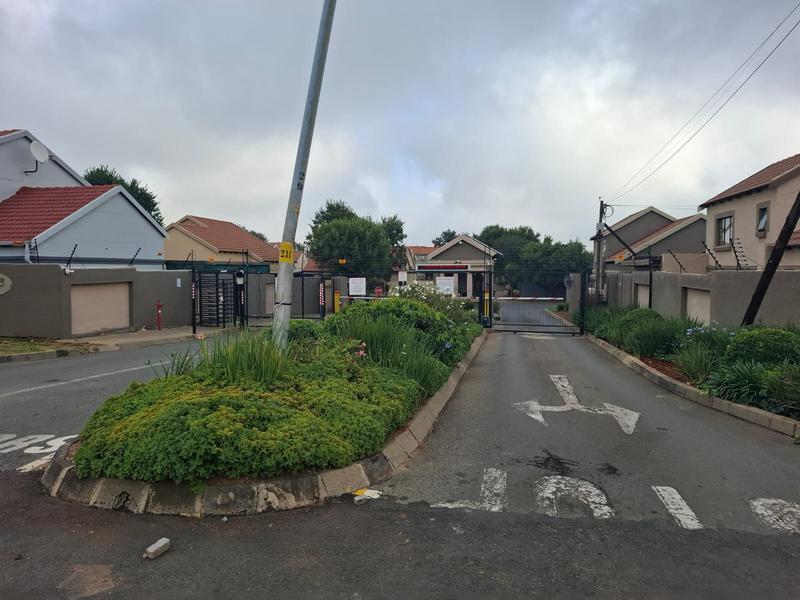 To Let 3 Bedroom Property for Rent in Terenure Gauteng