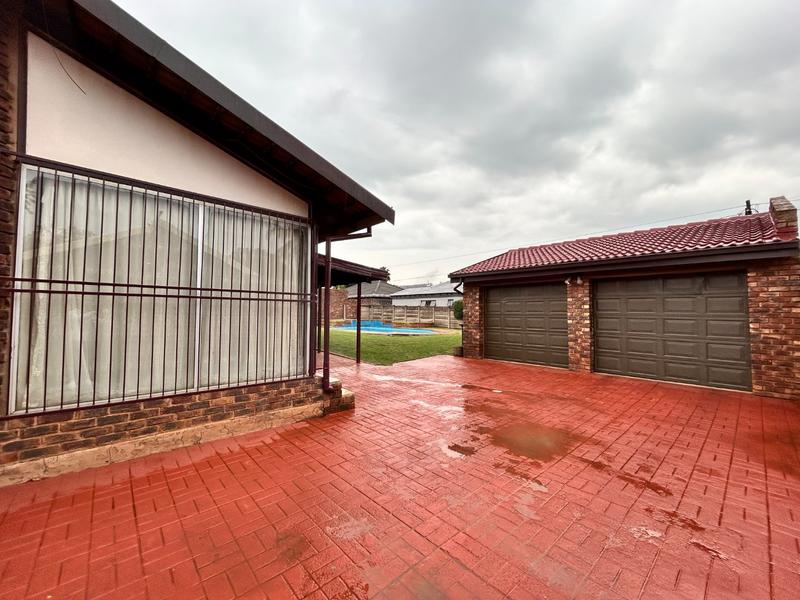 3 Bedroom Property for Sale in The Orchards Gauteng