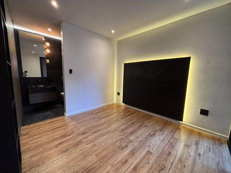 To Let 2 Bedroom Property for Rent in Broadacres Gauteng