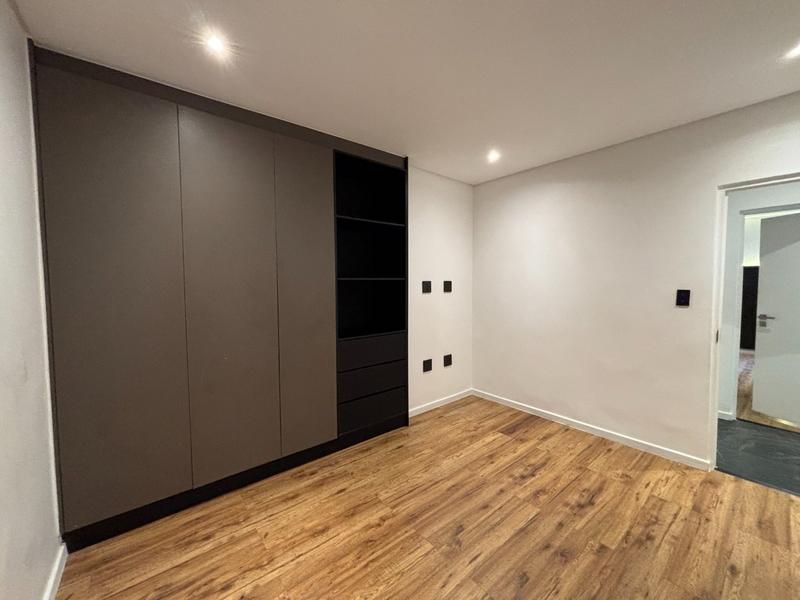 To Let 2 Bedroom Property for Rent in Broadacres Gauteng