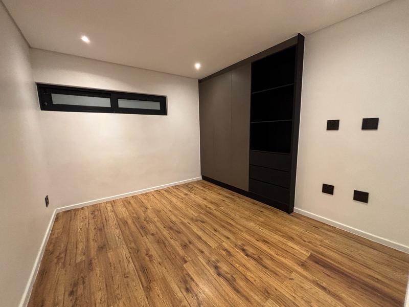 To Let 2 Bedroom Property for Rent in Broadacres Gauteng