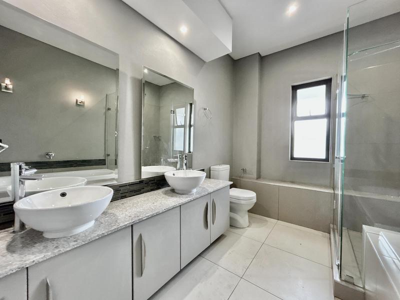 2 Bedroom Property for Sale in Bryanston Gauteng
