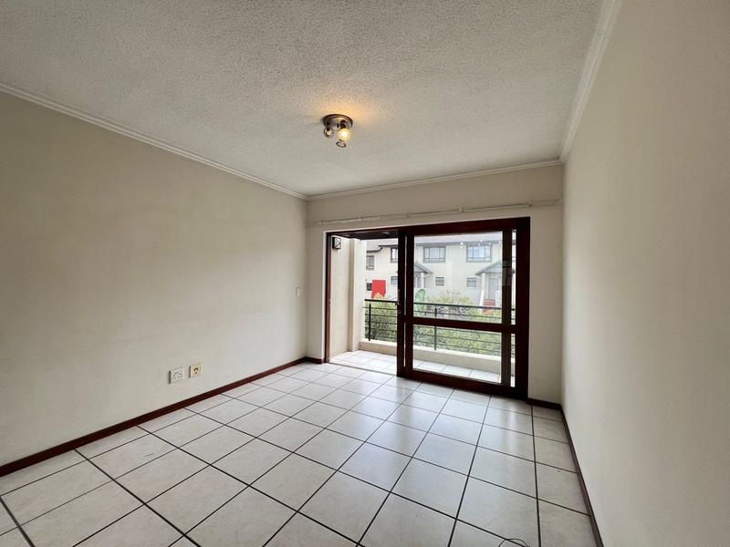 1 Bedroom Property for Sale in Lonehill Gauteng