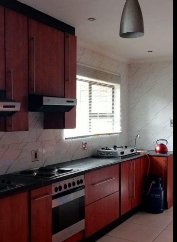 4 Bedroom Property for Sale in Bassonia Gauteng
