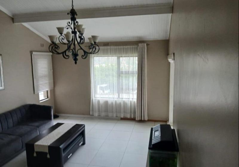 4 Bedroom Property for Sale in Bassonia Gauteng