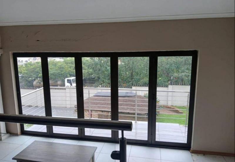 4 Bedroom Property for Sale in Bassonia Gauteng