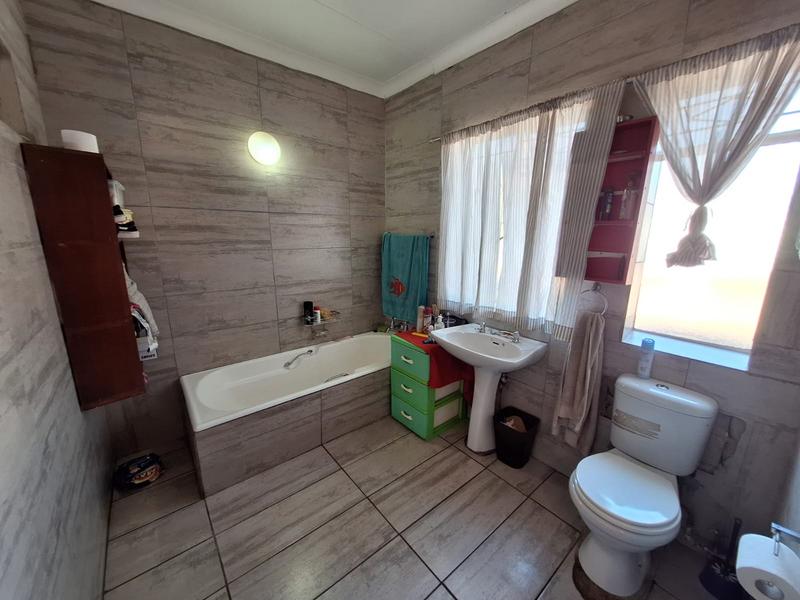 4 Bedroom Property for Sale in Valhalla Gauteng