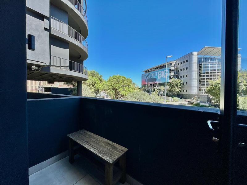 To Let 1 Bedroom Property for Rent in Sandown Gauteng