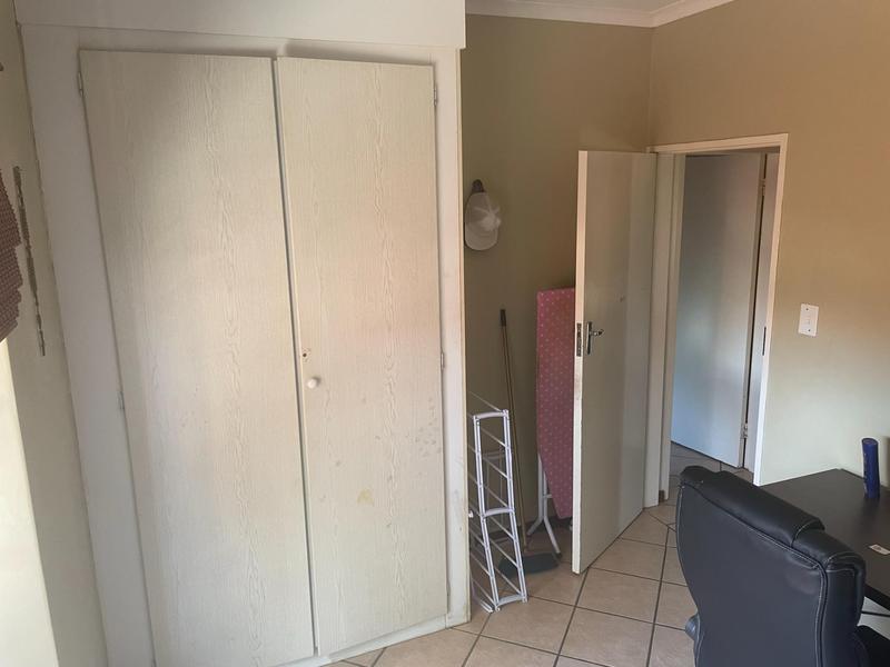 To Let 2 Bedroom Property for Rent in Mooikloof Ridge Gauteng