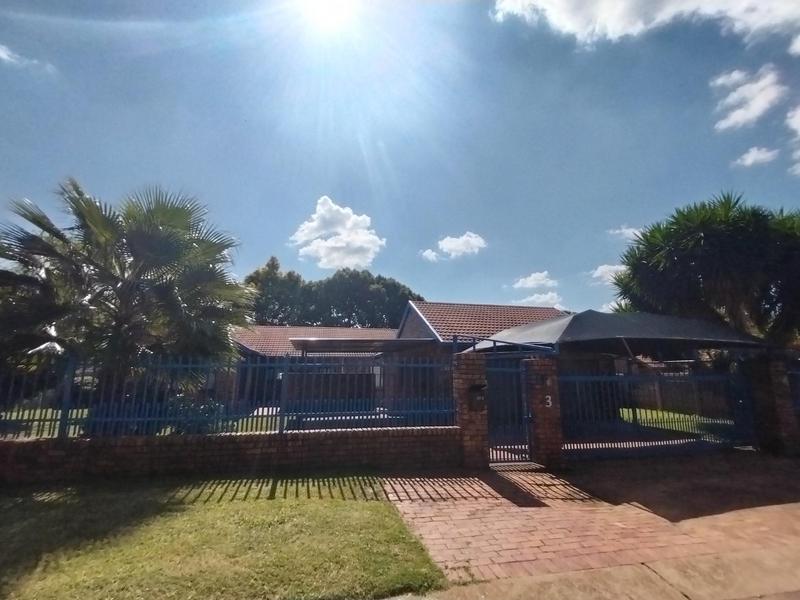 To Let 3 Bedroom Property for Rent in Doornpoort Gauteng