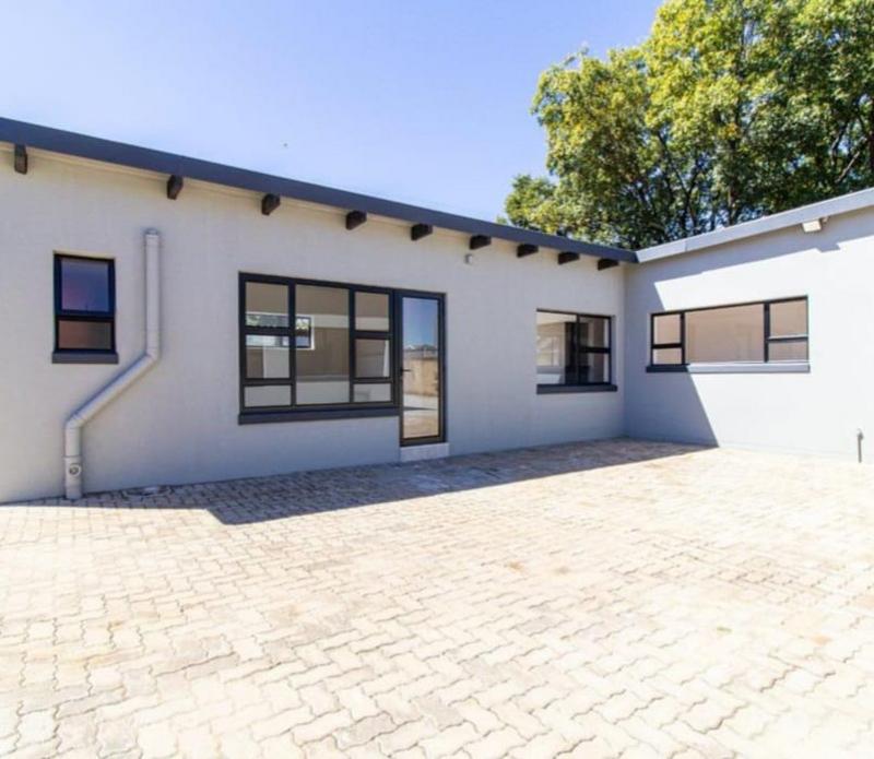 Commercial Property for Sale in Brackenhurst Gauteng