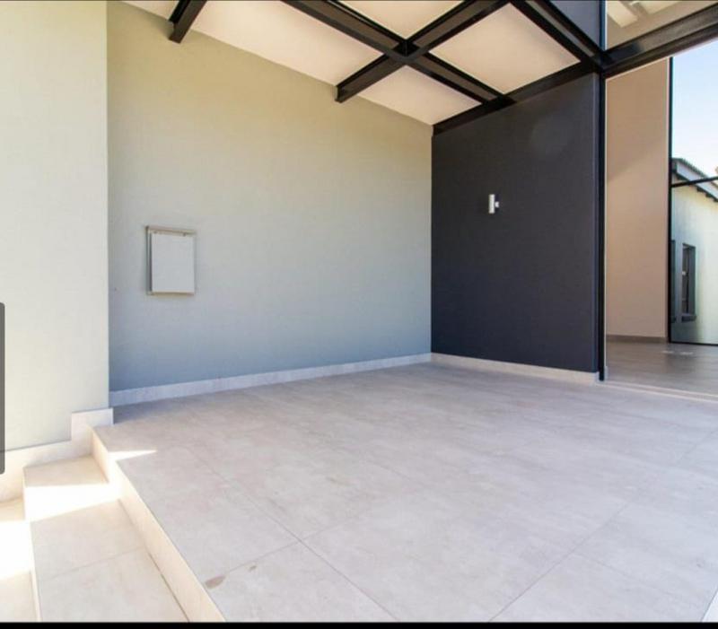 Commercial Property for Sale in Brackenhurst Gauteng