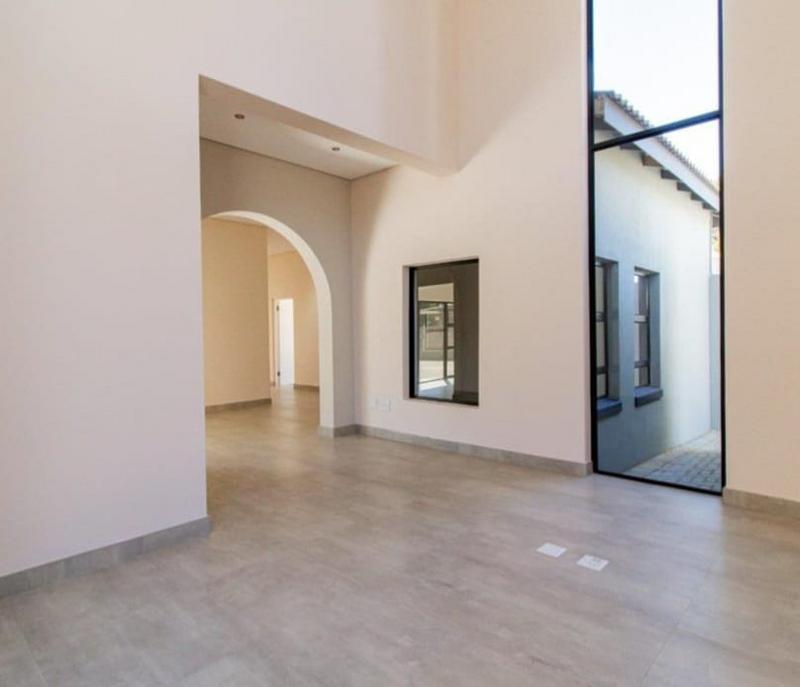 Commercial Property for Sale in Brackenhurst Gauteng