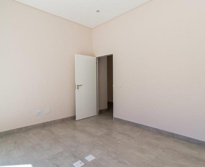 Commercial Property for Sale in Brackenhurst Gauteng