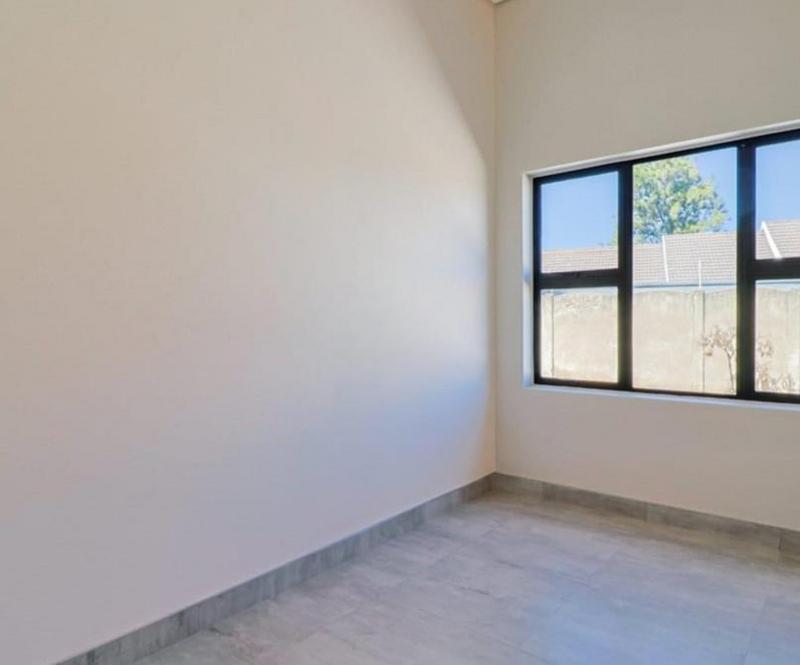 Commercial Property for Sale in Brackenhurst Gauteng