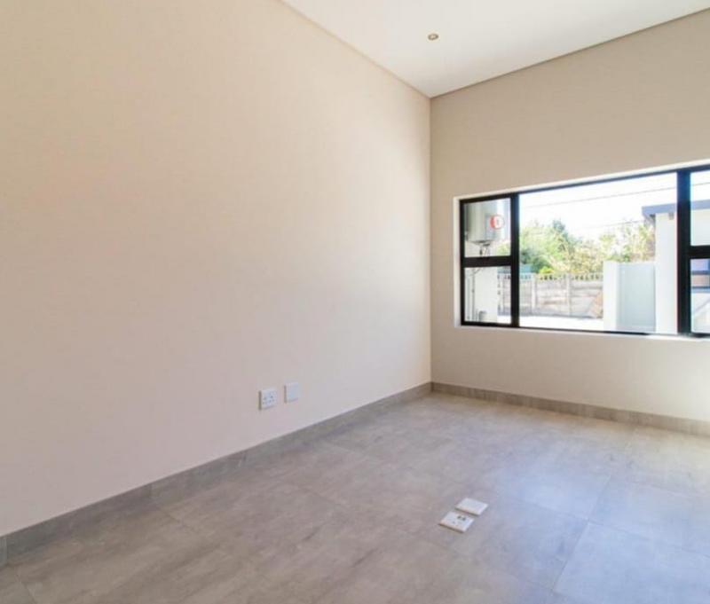 Commercial Property for Sale in Brackenhurst Gauteng